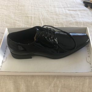 Calvin Klein Brodie Tux Shoes
